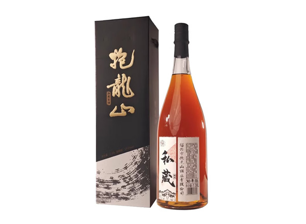 沈阳抱龙山黄酒回收抱龙山私藏30年陈酿1.38L礼盒装绍兴花雕酒